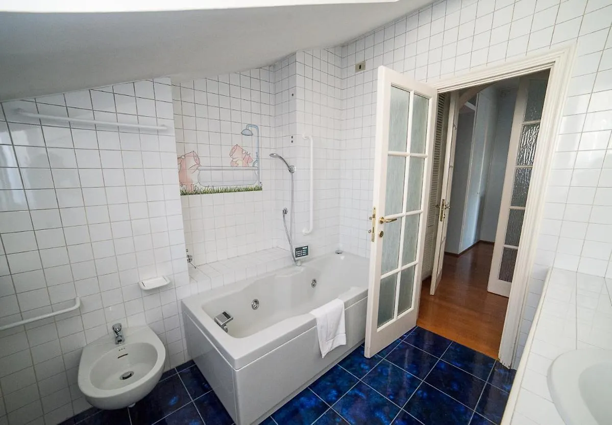 Duomo 7 Suite 米兰 公寓